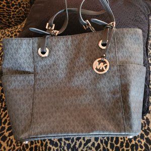 Michael Kors Tote